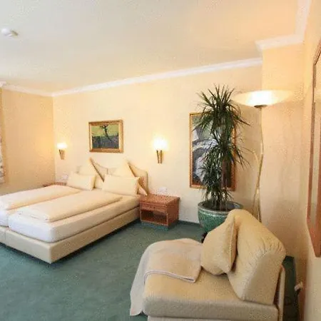 Am Grossen Garten Kg