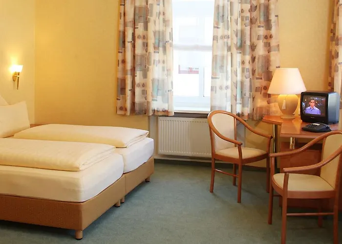 Am Grossen Garten Kg Гостевой дом Дрезден