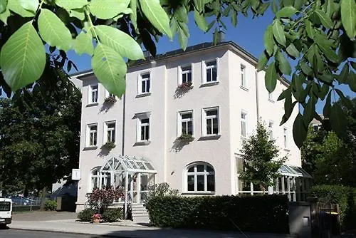 Am Grossen Garten Kg Pensionat 3*
