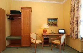 Гостевой дом Am Grossen Garten Kg Дрезден